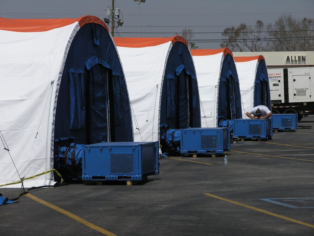 blu-med-disaster-response-shelters