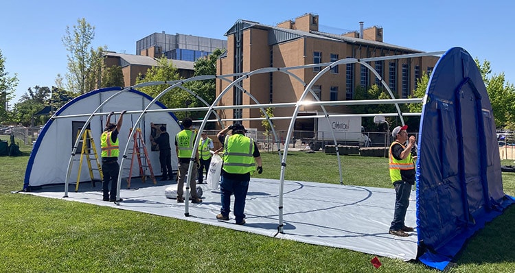 blu-med-response-systems-medical-shelter-demonstration-for-dept-of-emergency-medicine-uc-davis-1