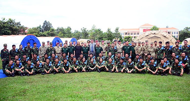 blu-med-response-systems-vietnam-peacekeeping-center-level-2-field-hospital-4